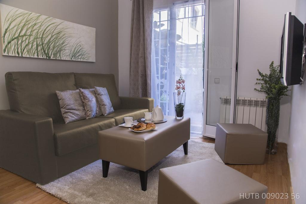 Alcam Bailen Garden Apartment บาร์เซโลนา ภายนอก รูปภาพ